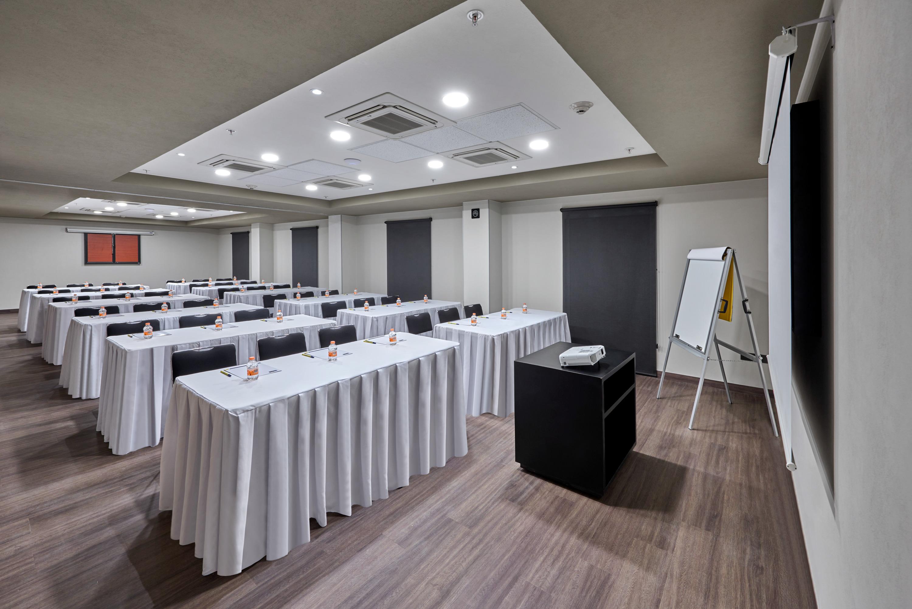 City Express By Marriott Guaymas Exterior photo