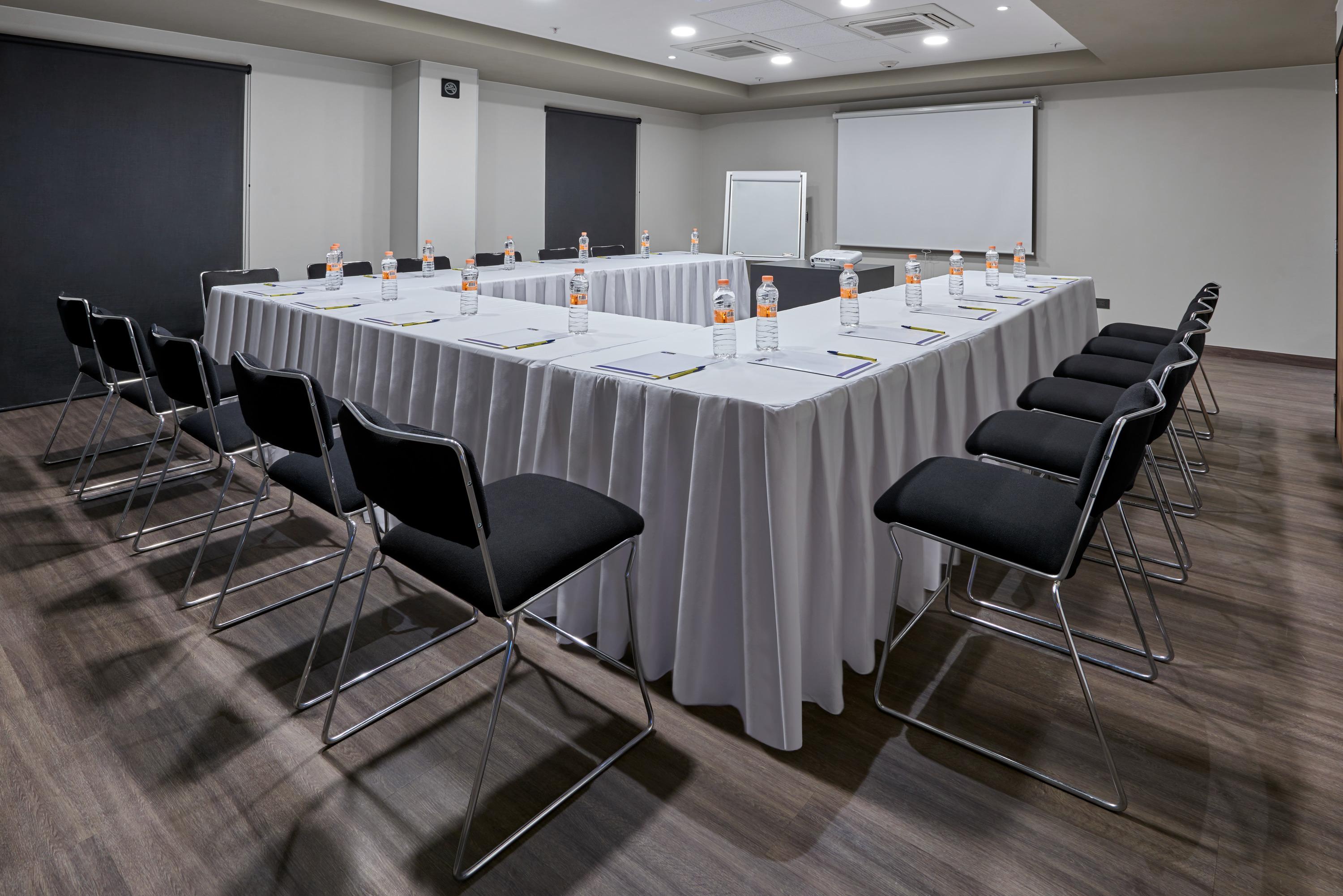 City Express By Marriott Guaymas Exterior photo