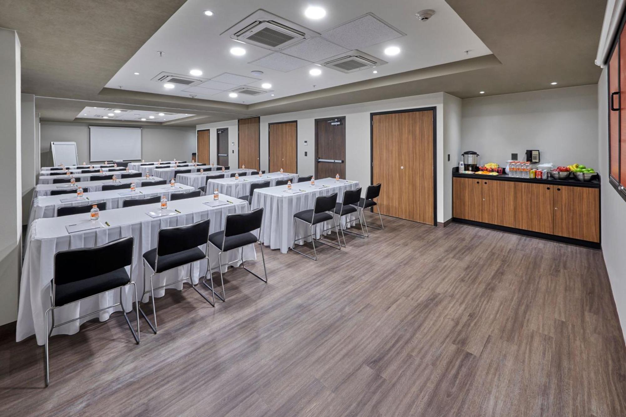 City Express By Marriott Guaymas Exterior photo